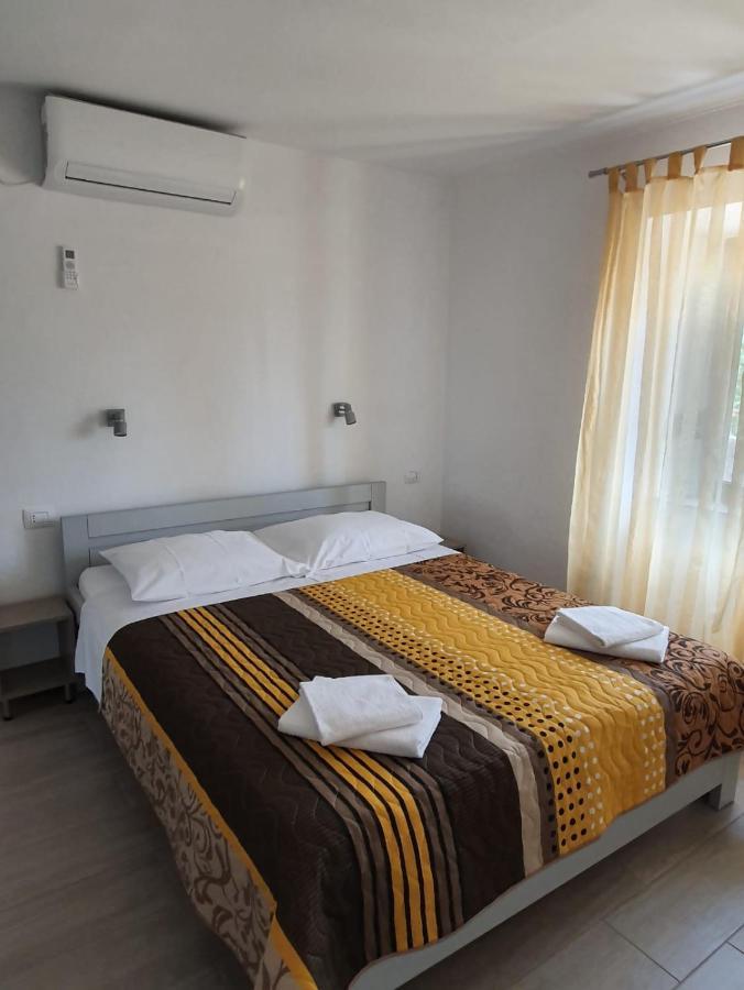 Apartman Mi 네레자인 외부 사진