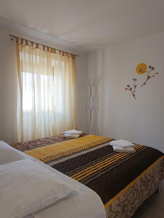 Apartman Mi 네레자인 외부 사진